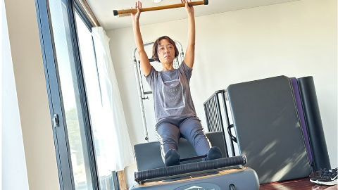 ピラティスインストラクターTomo